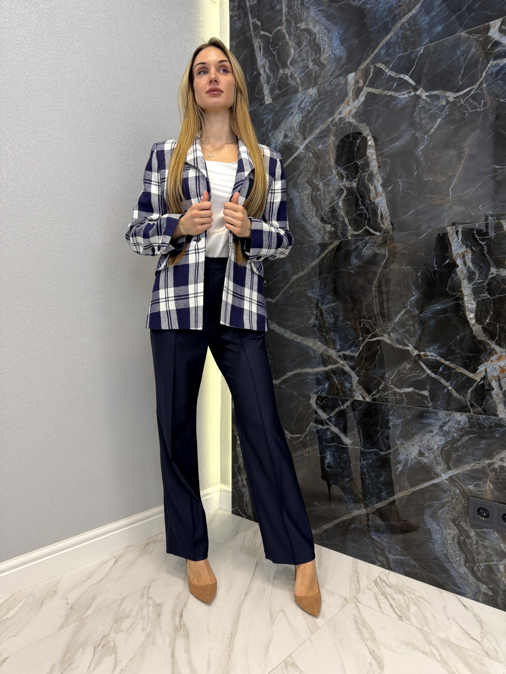 Брюки со стрелками из тонкой французской шерсти