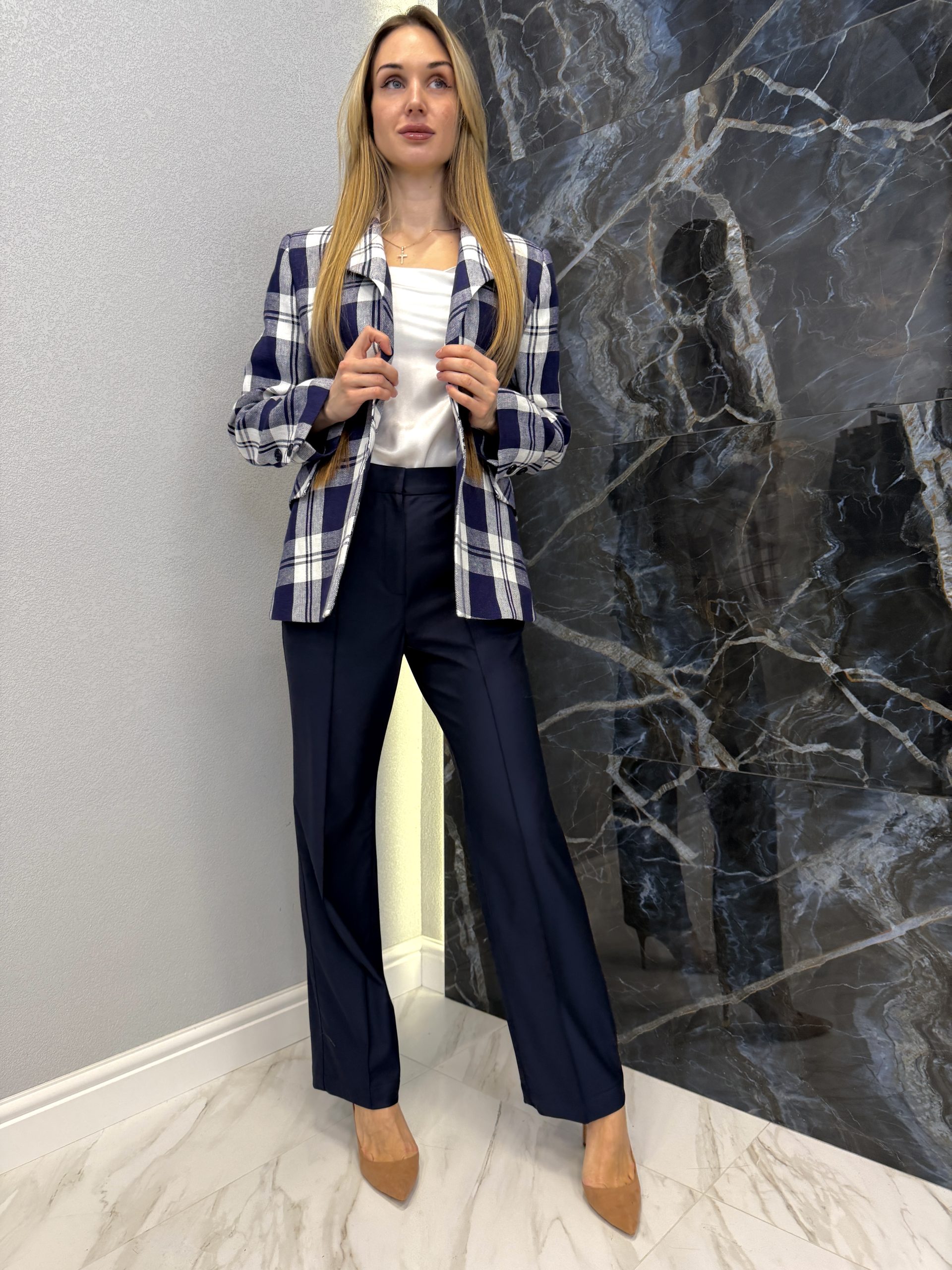 Брюки со стрелками из тонкой французской шерсти