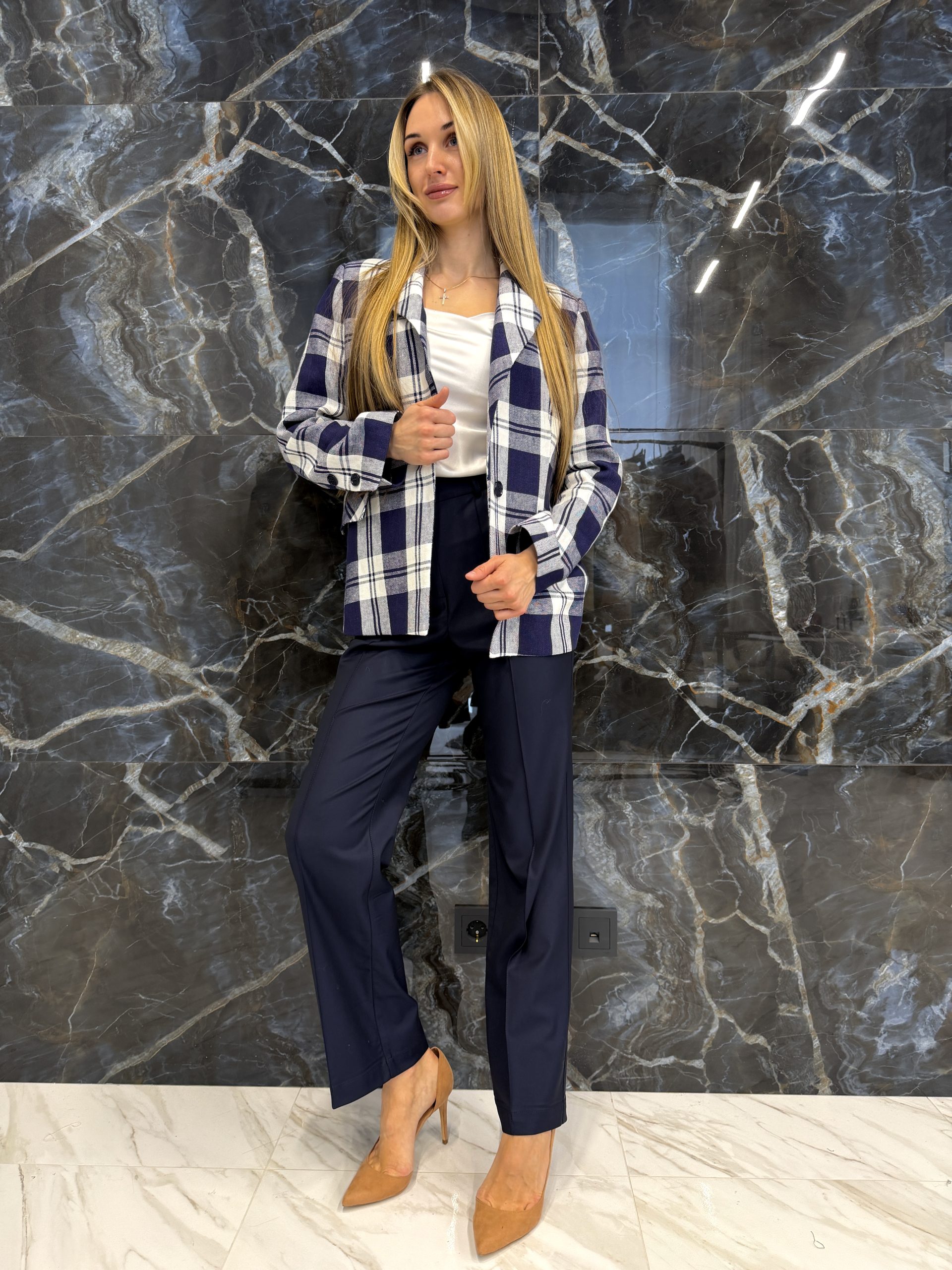 Брюки со стрелками из тонкой французской шерсти