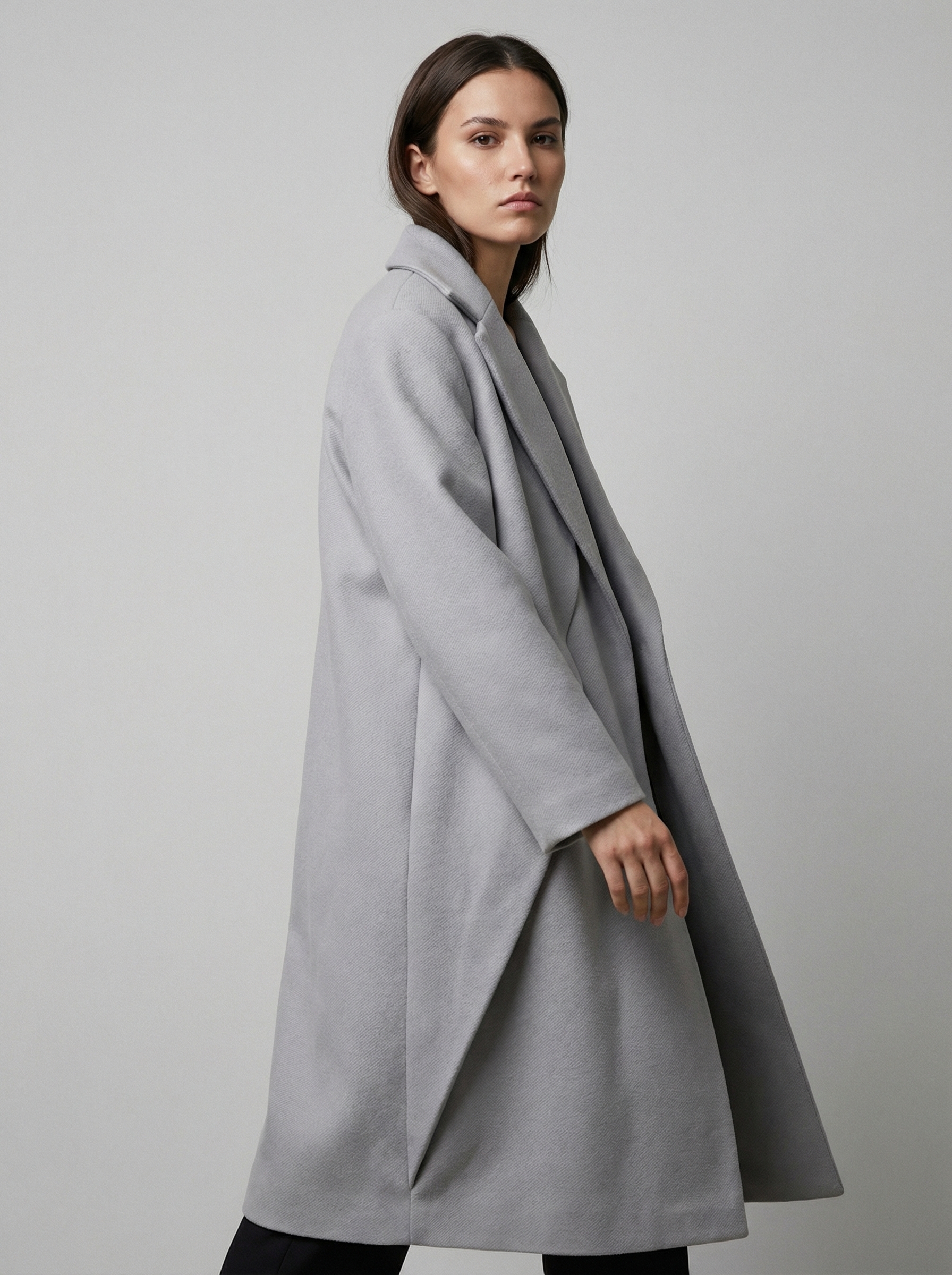 Пальто серое