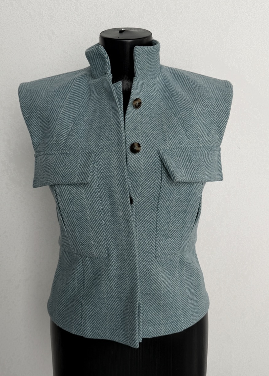 Жилет и юбка бирюза